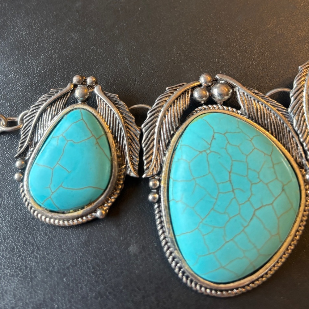 Turquoise Silver Pendant Necklace - Picture 5 of 8